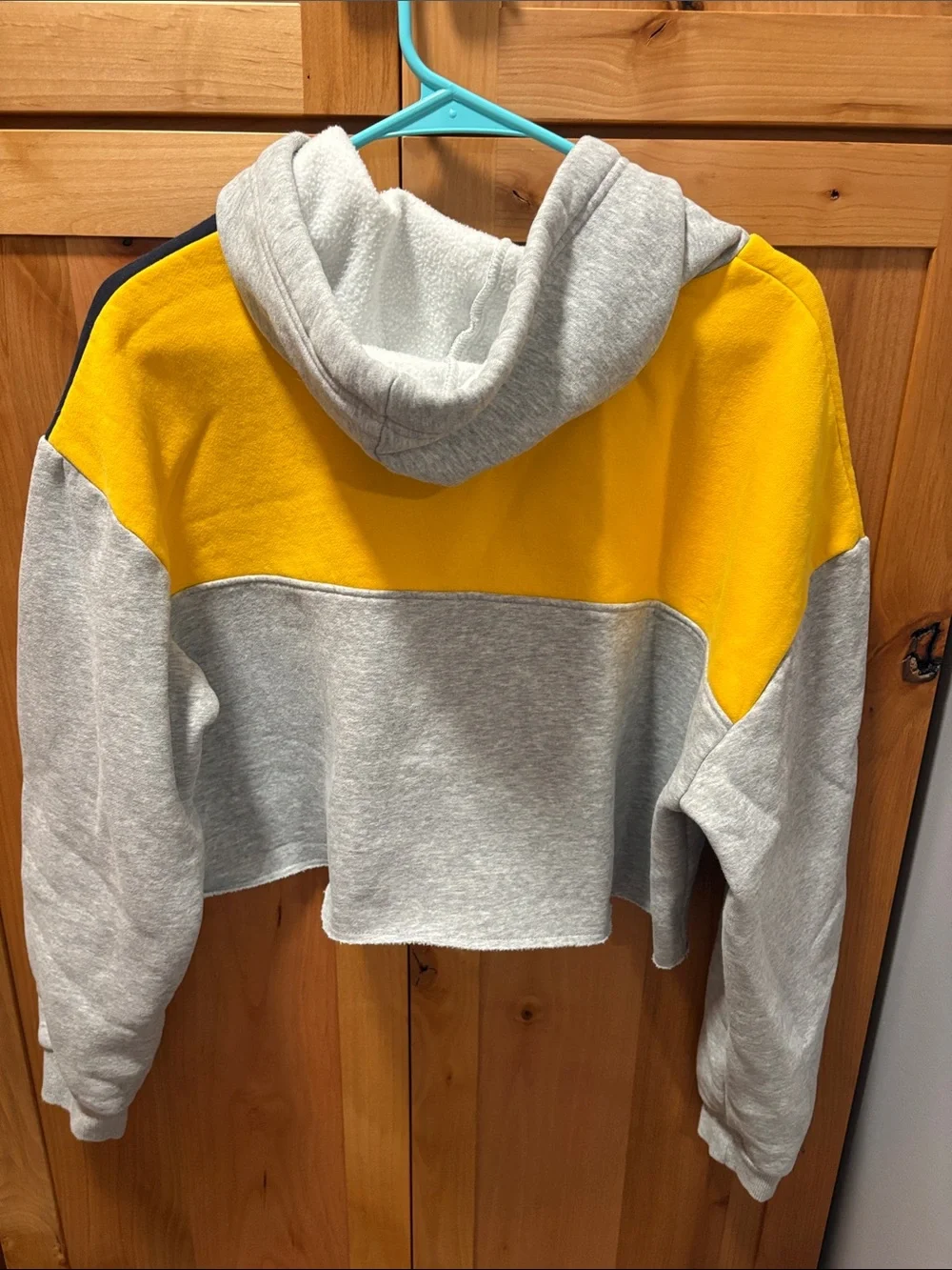 Montana State University Cats Cropped Colorblock Hoodie - Yellow, Navy & Gray - Picture 4 of 6